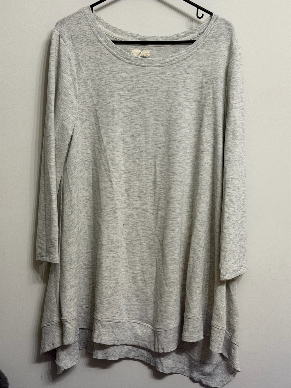Light Gray Women's Long Sleeve Swing Top